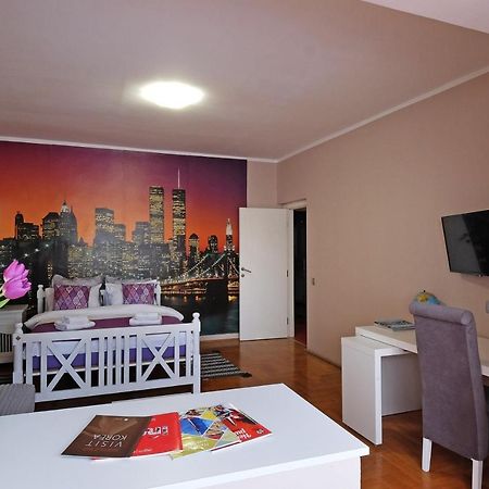Sava Square Apartment Belgrade Extérieur photo