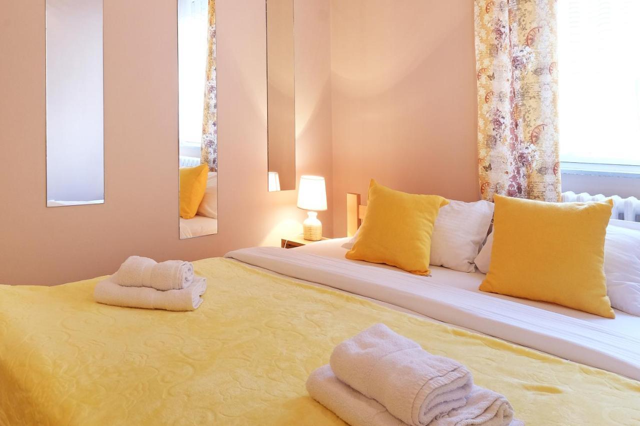 Sava Square Apartment Belgrade Extérieur photo